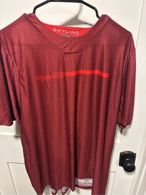 Skyline Men’s Maroon Athletic Jersey - Lightweight Performance Tee